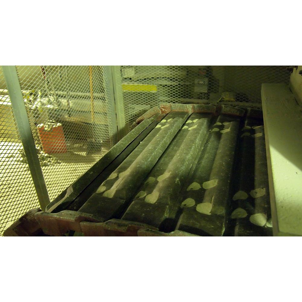 Apron Feeder Pan Installed  Unicast Wear Parts